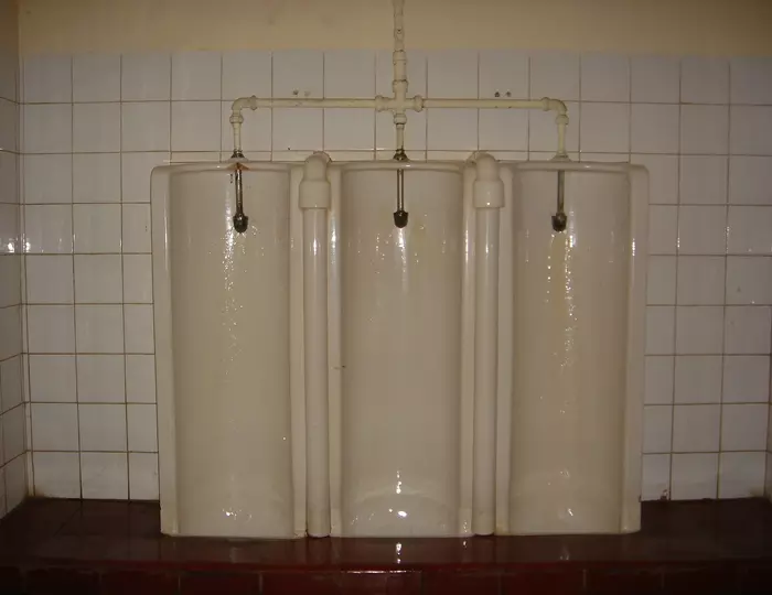 Public urinals